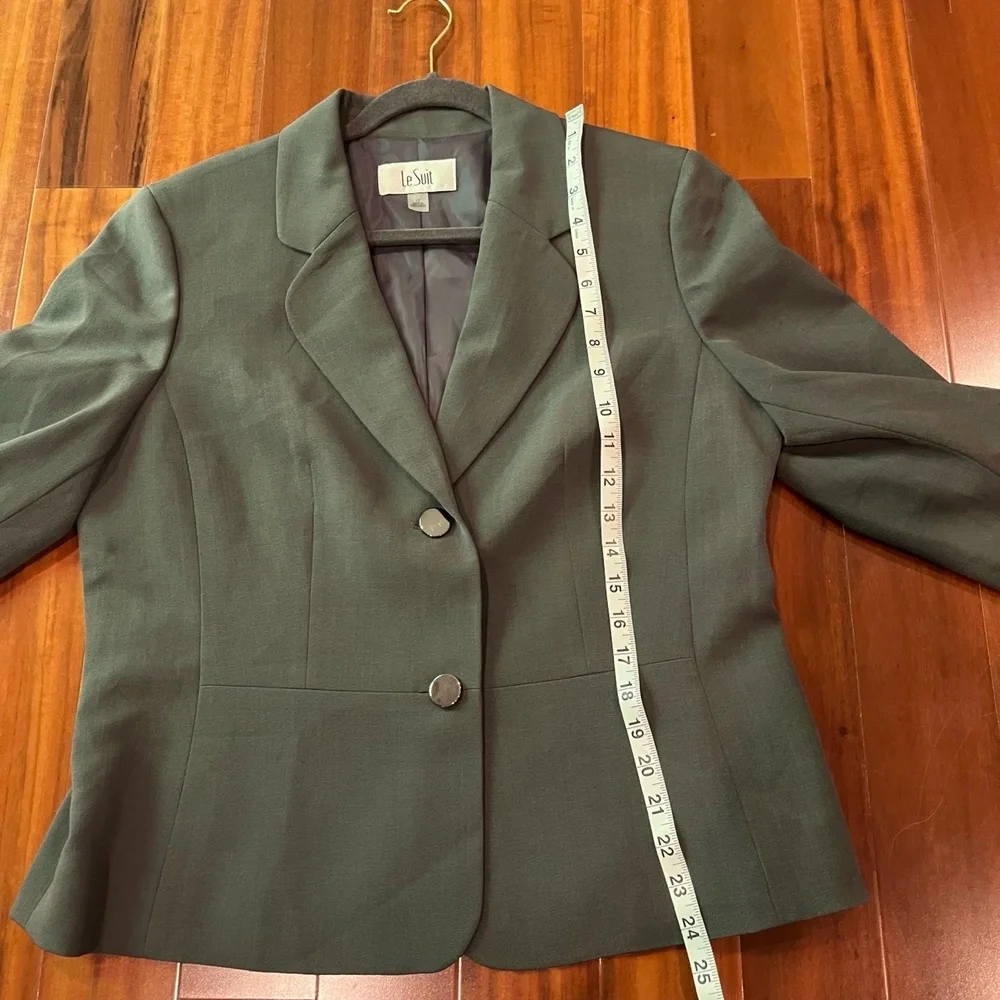Le Suit Gray Jacket Blazer 2Button Notched Lapel Office Career Long Sleeve Sz 12